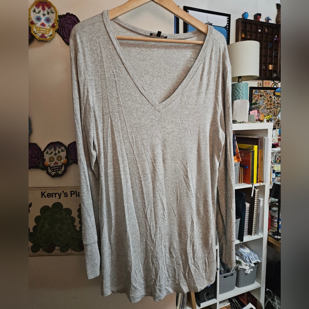 Universal Standard Grey long sleeve foundation tee